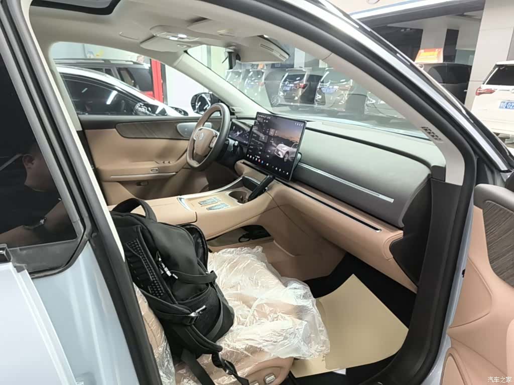Leapmotor C11, 2025 25