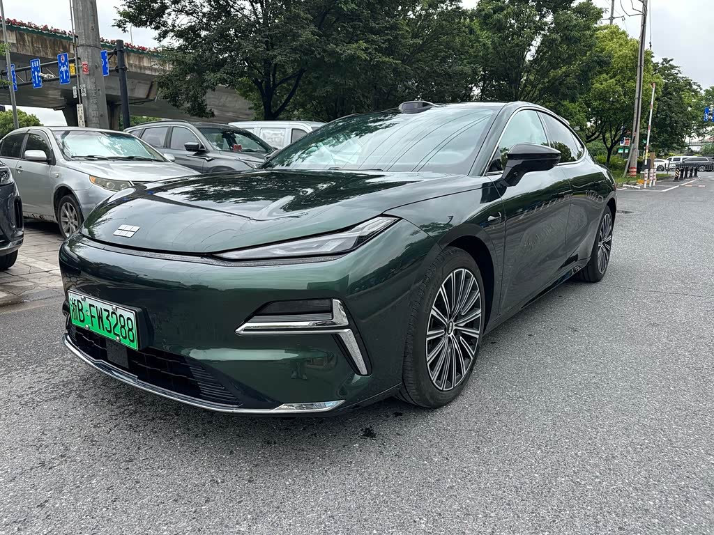 Geely Galaxy Starshine 8