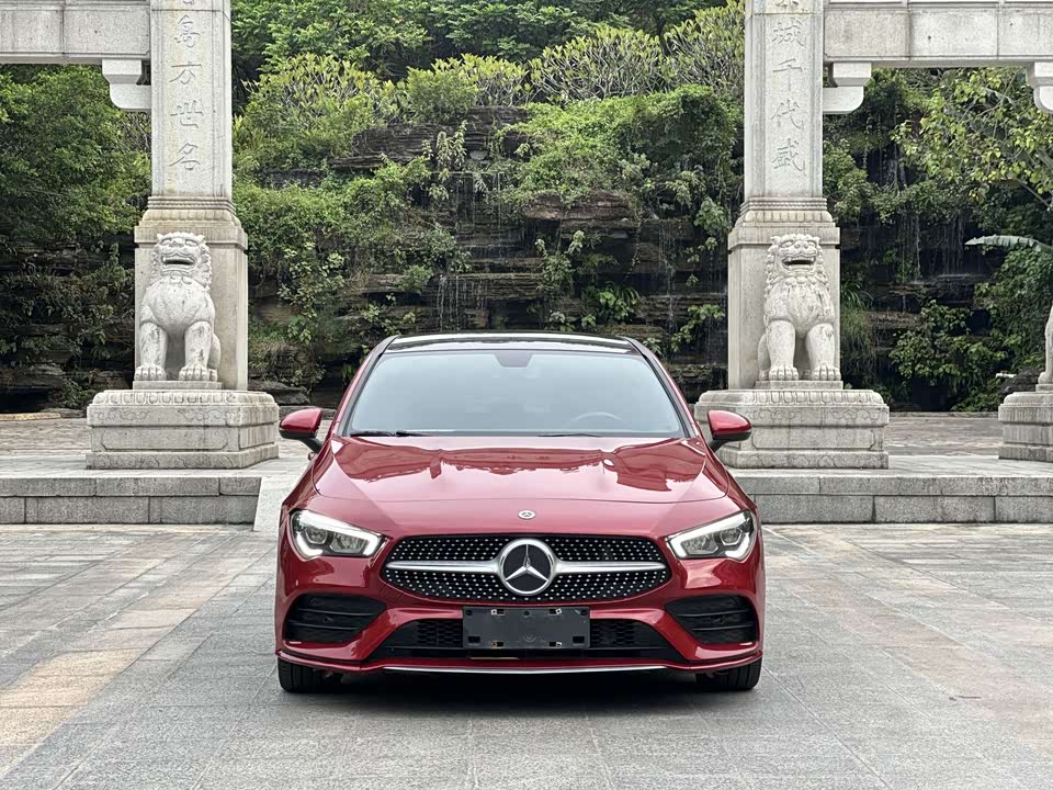 Mercedes-Benz CLA