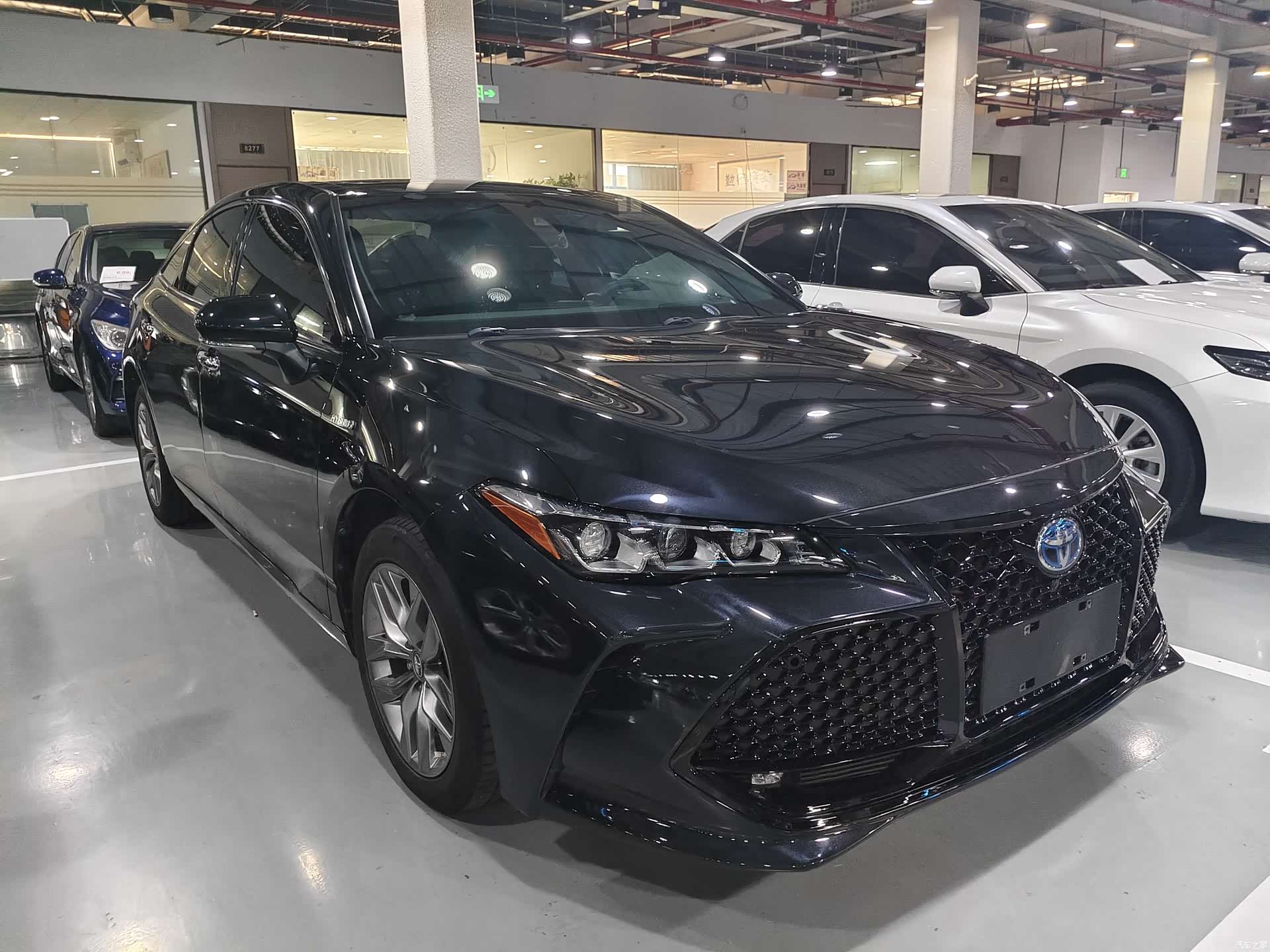 Toyota Avalon, 2022 3