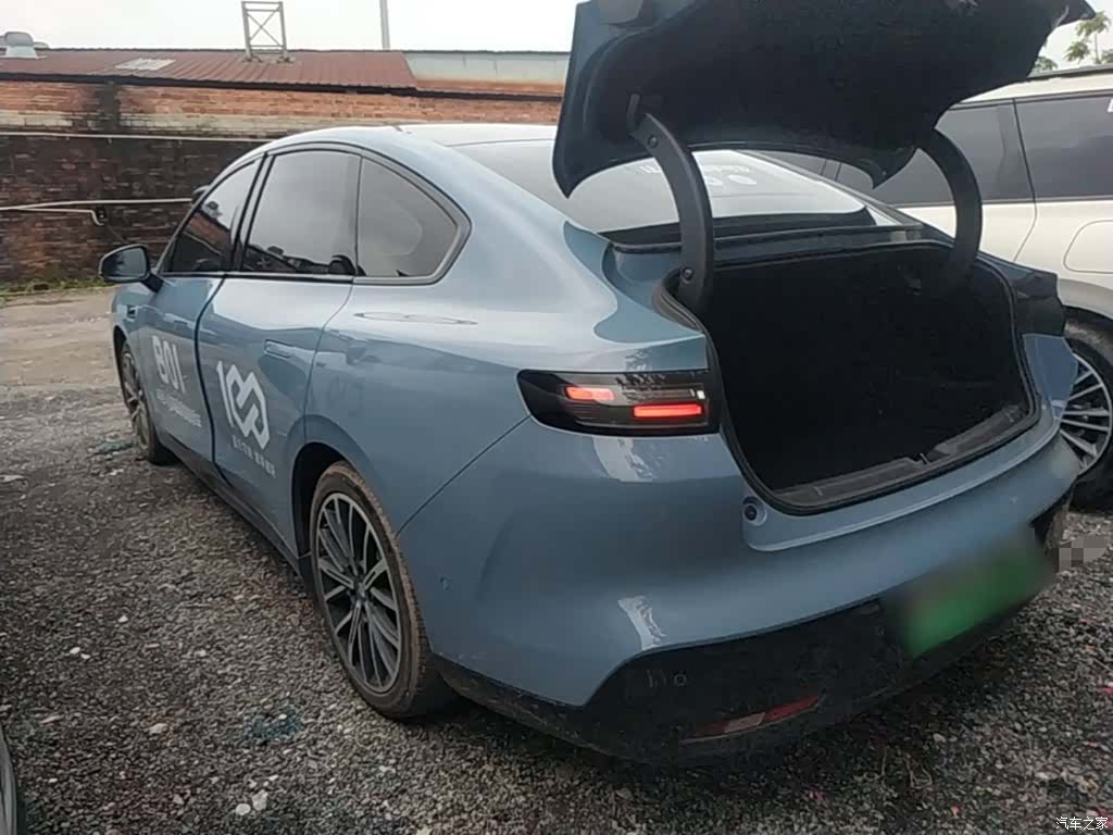 Leapmotor B01, 2025 все фото