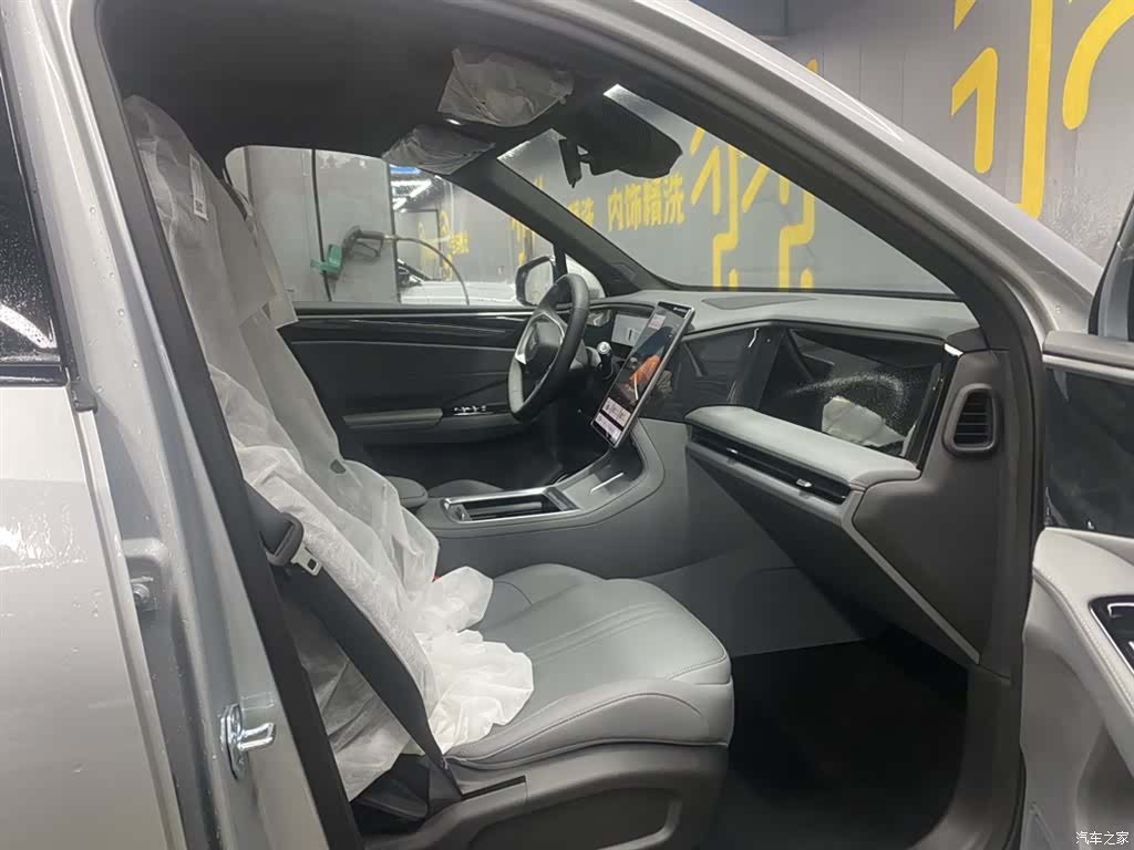 Geely Galaxy L7, 2025 7