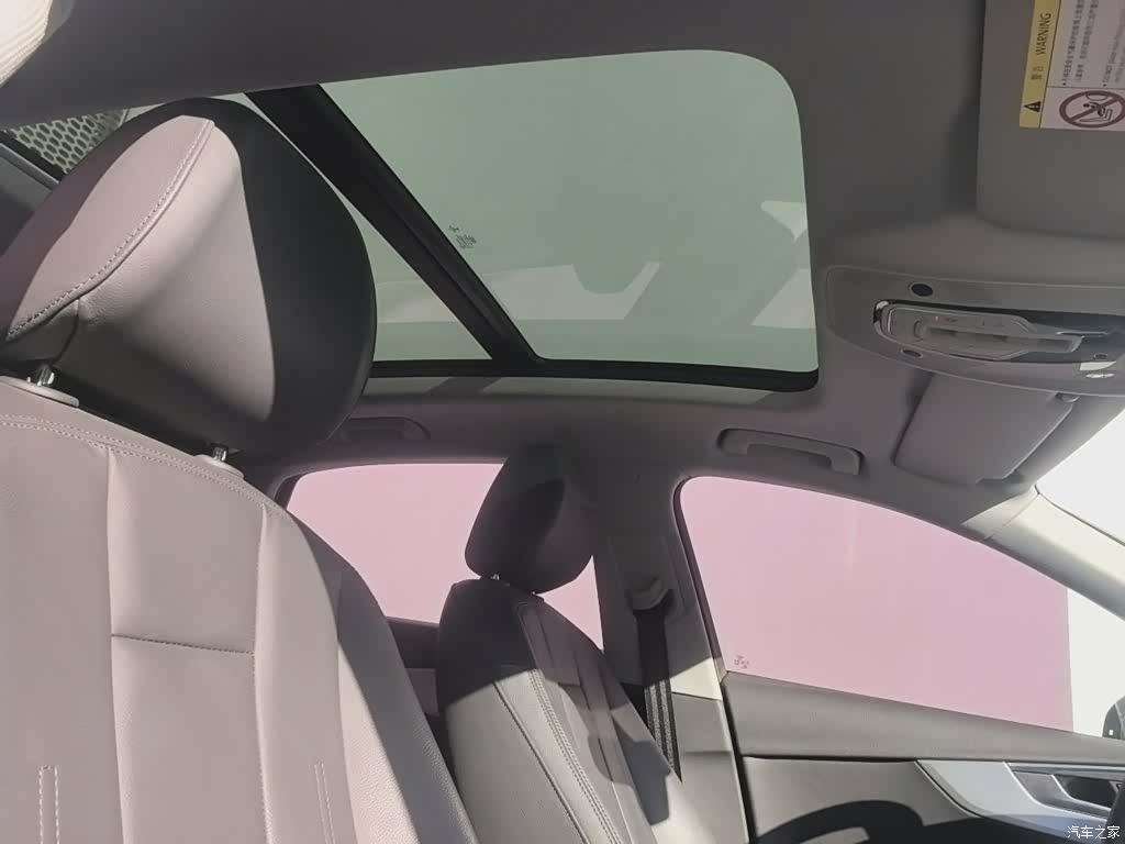 Audi A4L, 2019 7