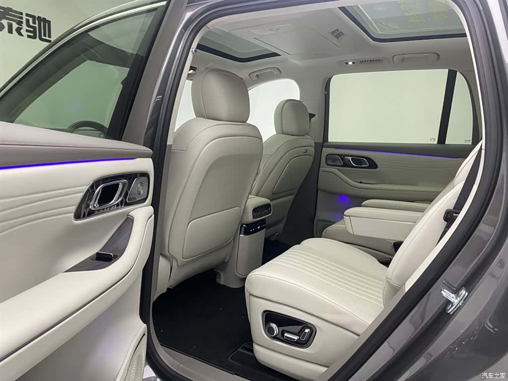 Geely M9, 1900 19