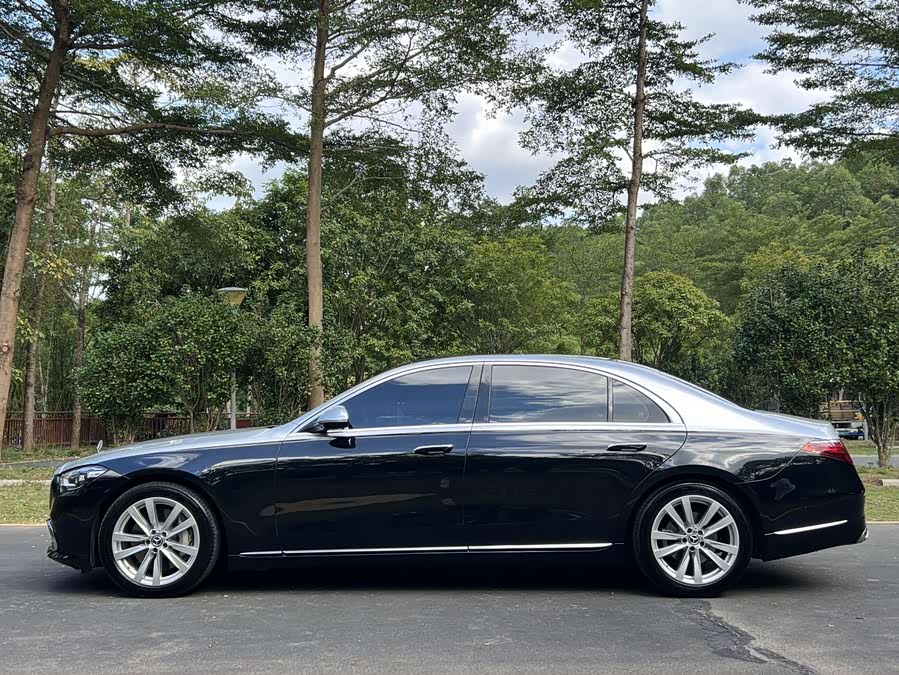 Mercedes-Benz S-Class 2023, фото 16