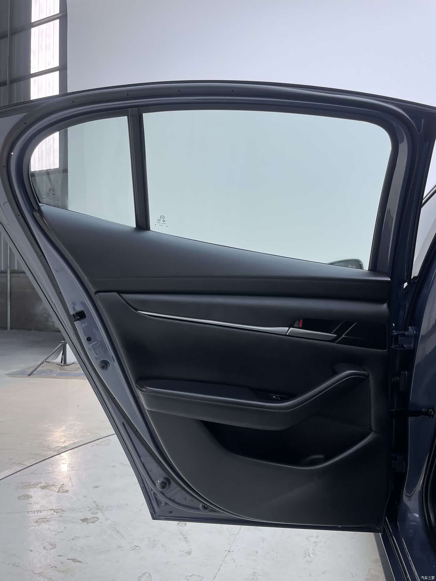 Mazda Mazda3, 2023 11