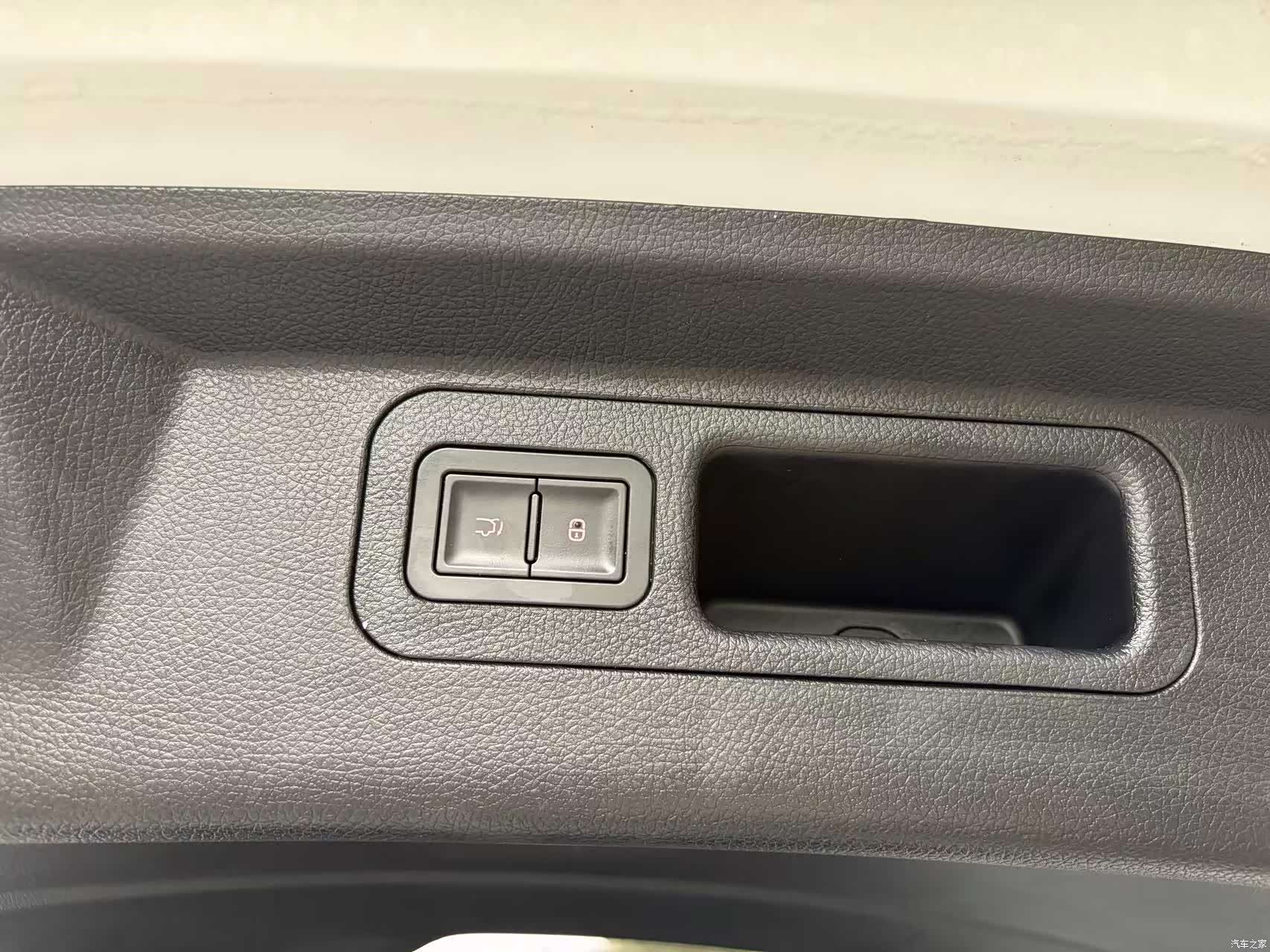 BYD Song, 2019 12