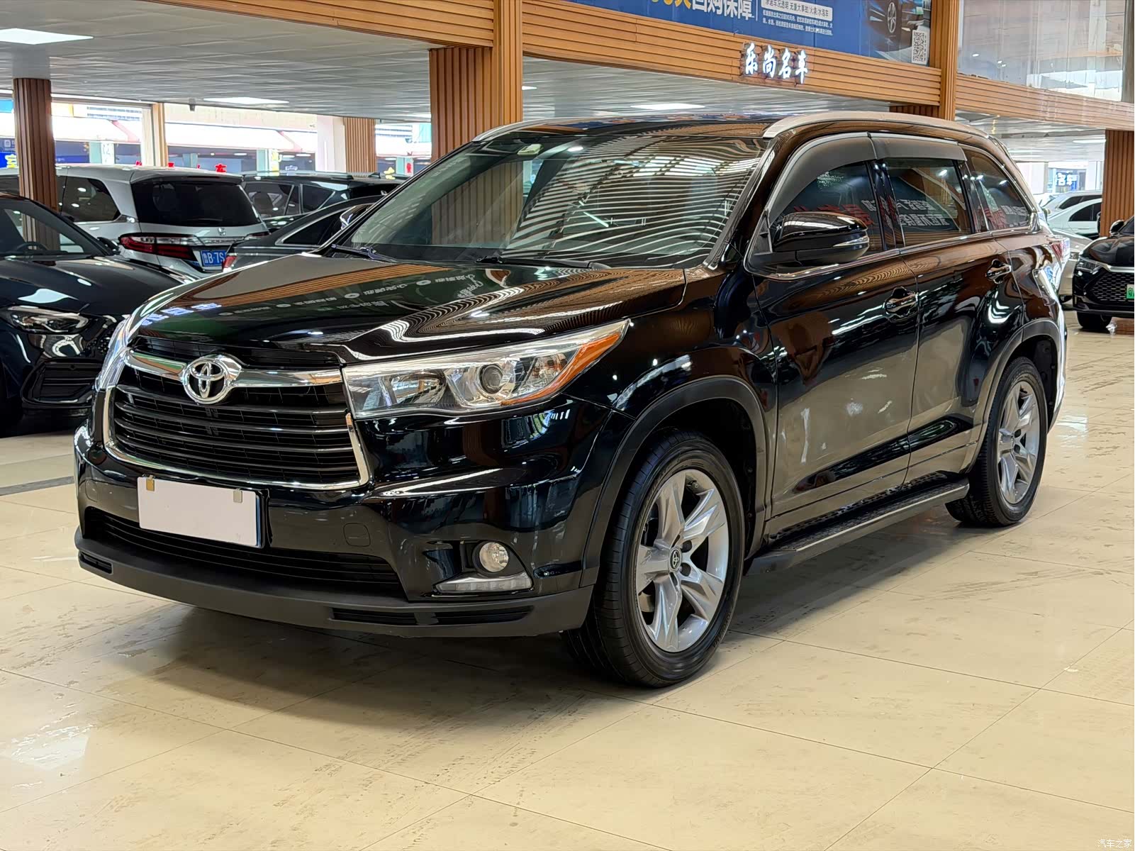 Toyota Highlander, 2017 1