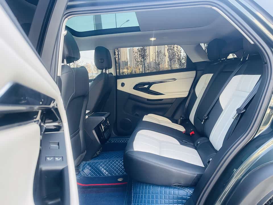 Land Rover Range Rover Aurora