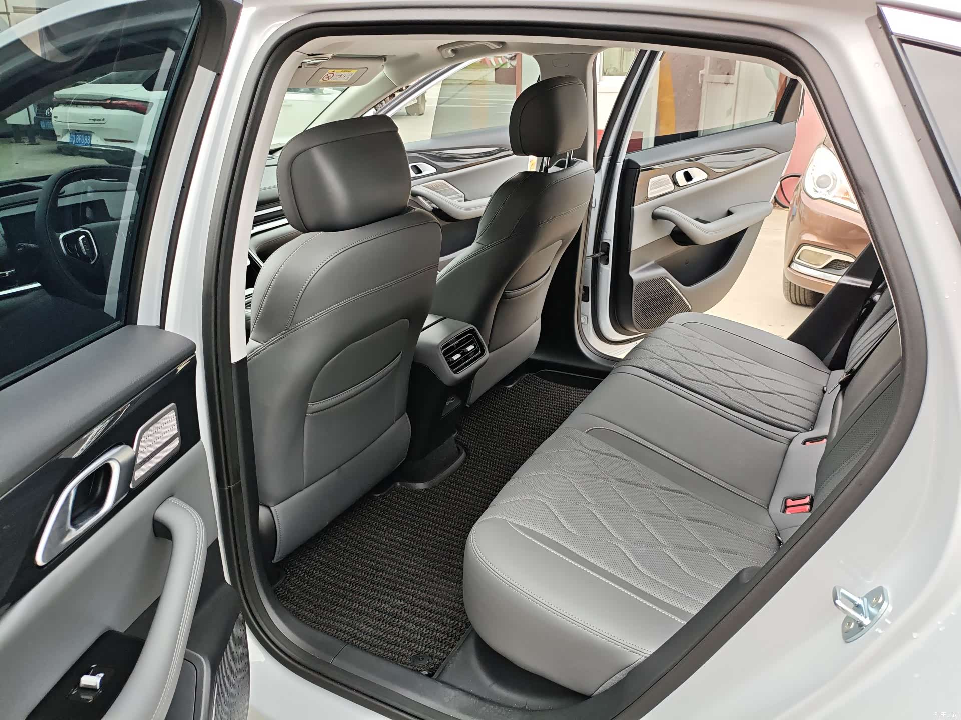 Geely A7, 2026 11