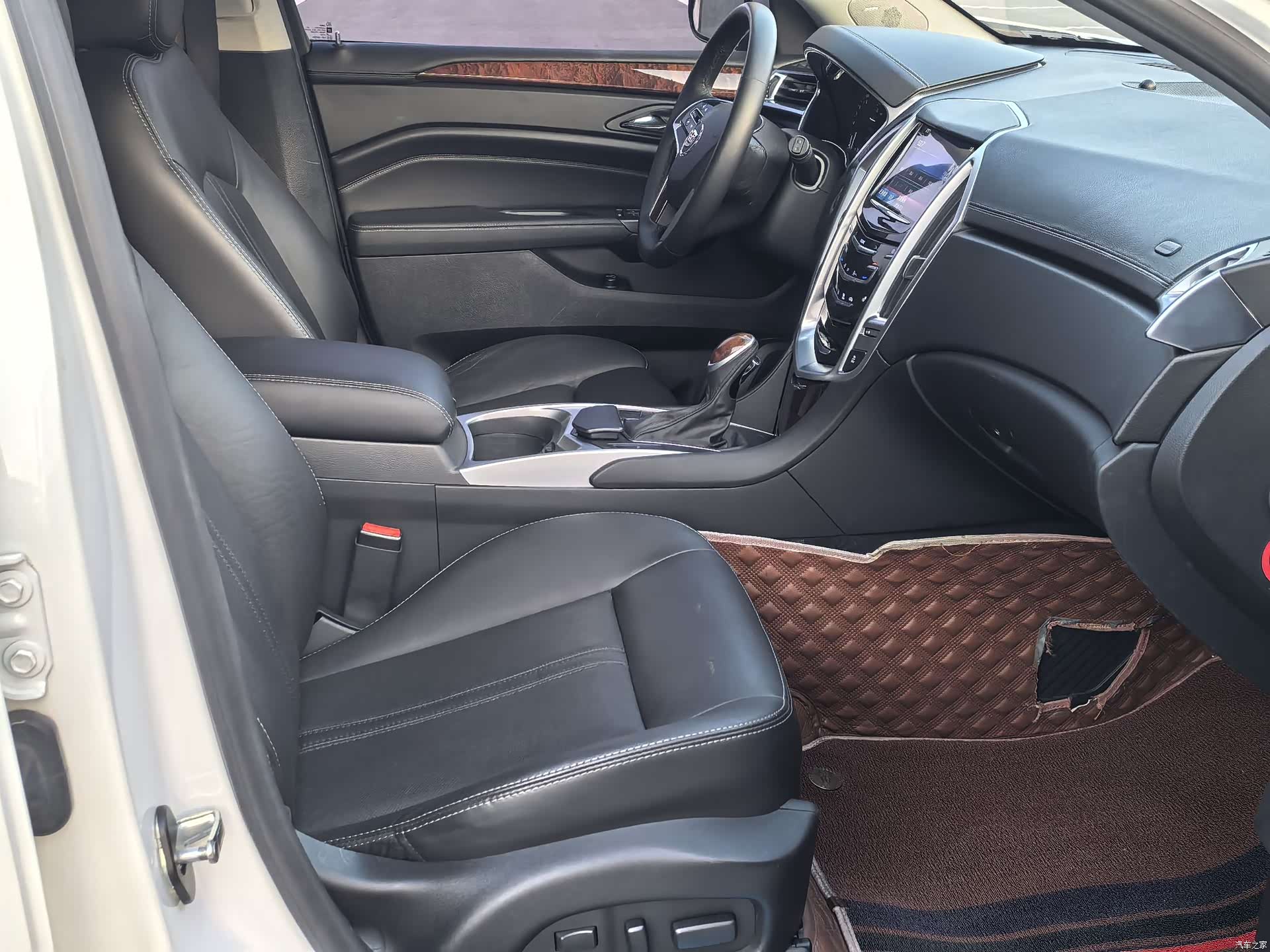 Cadillac SRX, 2016 13