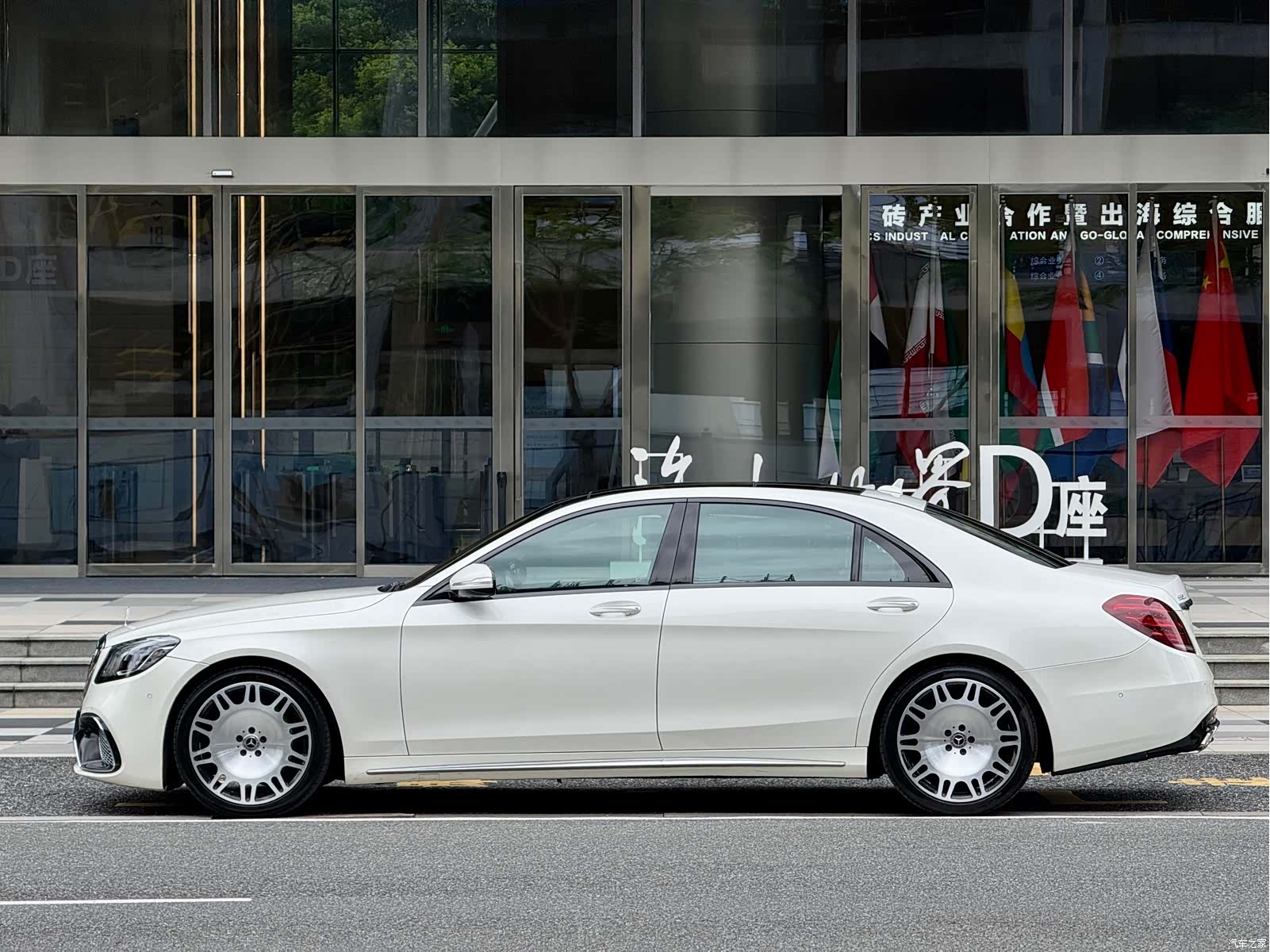 Mercedes-Benz S-Class, 2016 все фото
