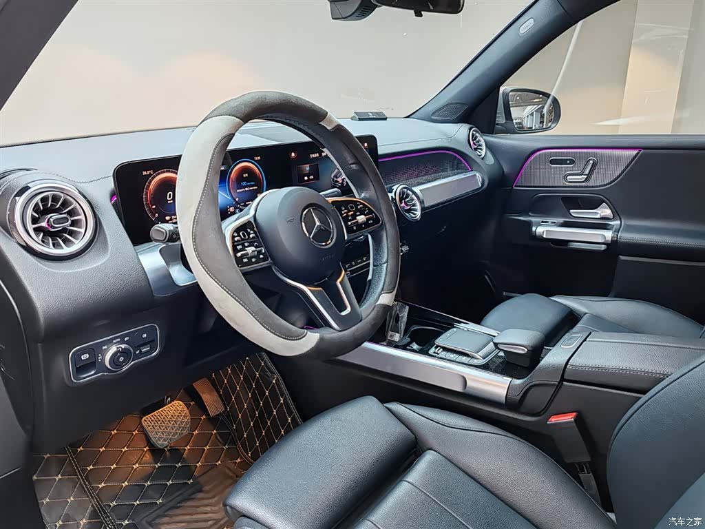 Mercedes-Benz EQB, 2023 16