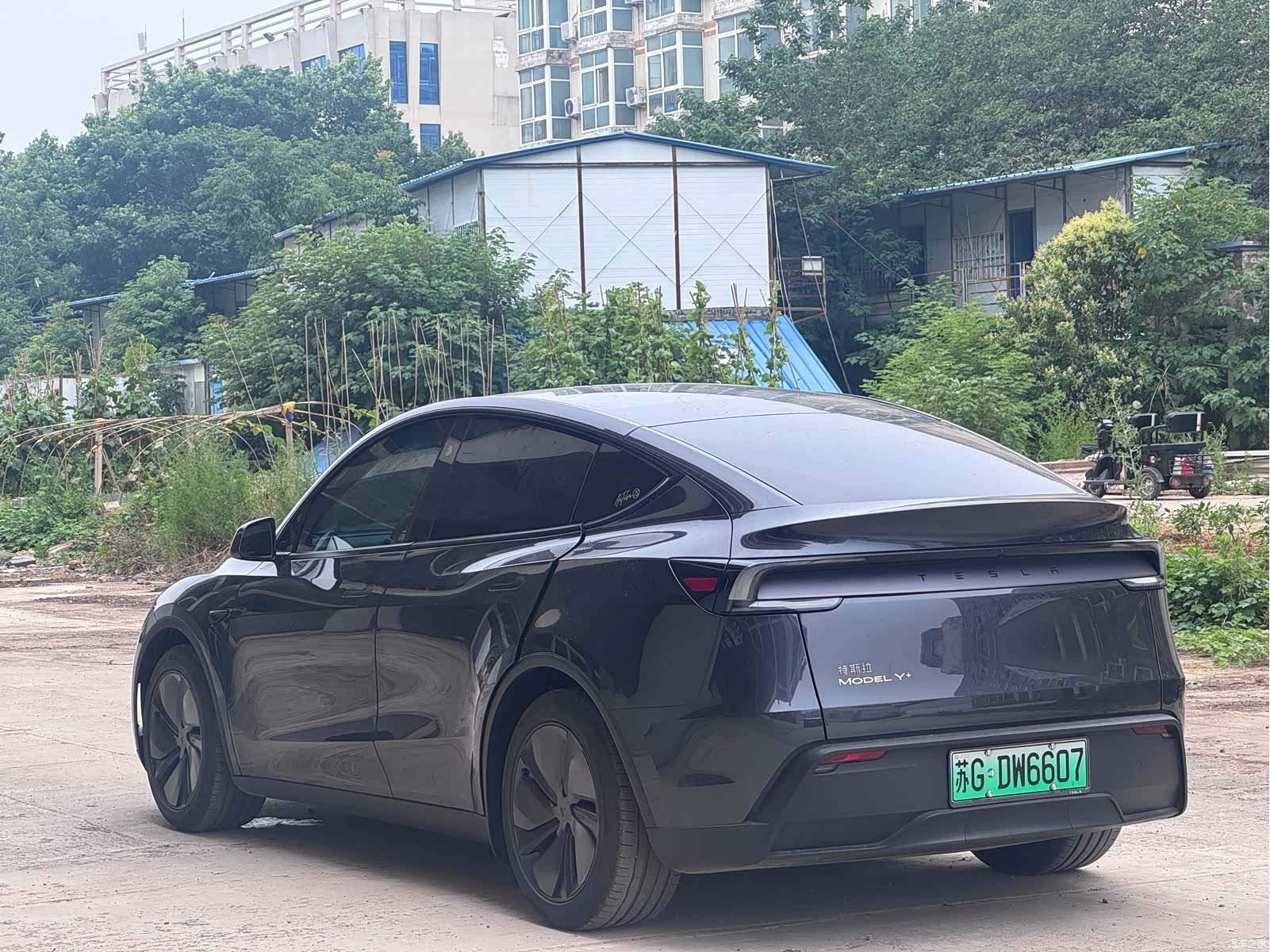 Tesla Model Y, 2026 8