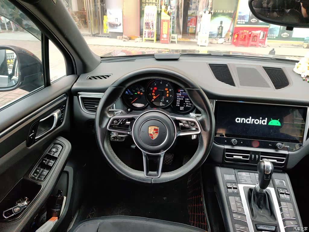 Porsche Macan, 2015 3