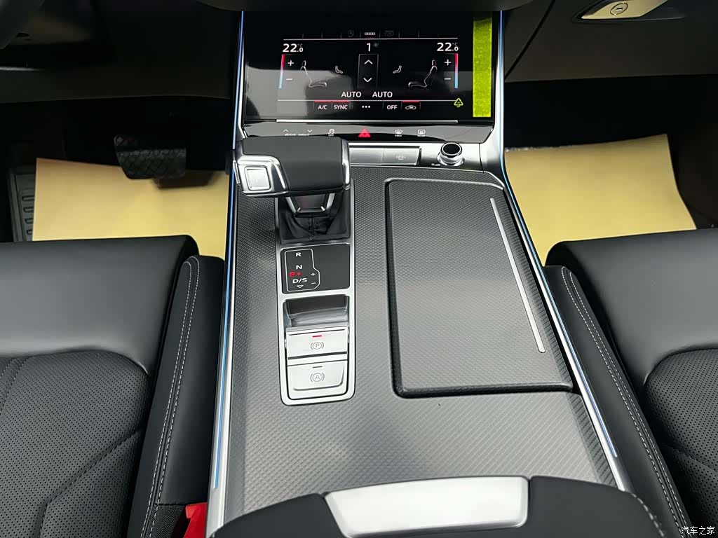Audi A6L, 2026 12