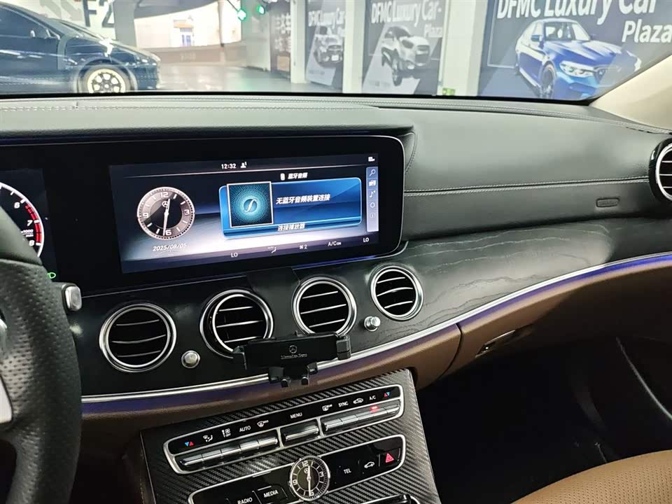 Mercedes-Benz E-class Mercedes-Benz E-class