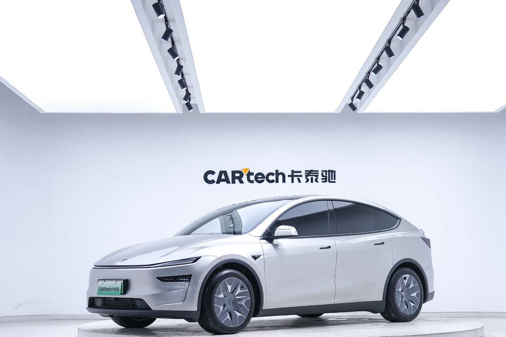 Tesla Model Y, 2026 1