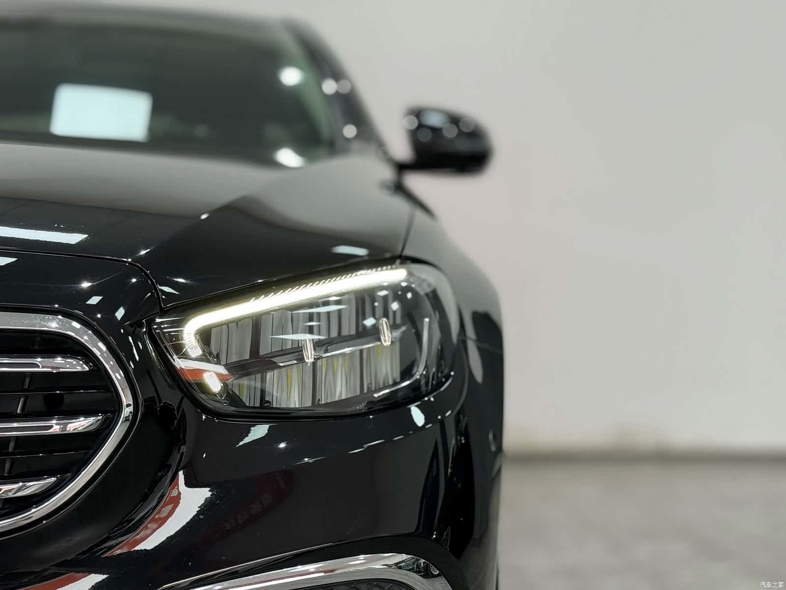 Mercedes-Benz E-Class, 2022 16