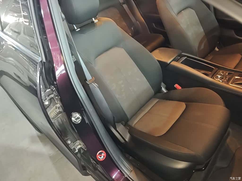 Mazda CX-4, 2021 25