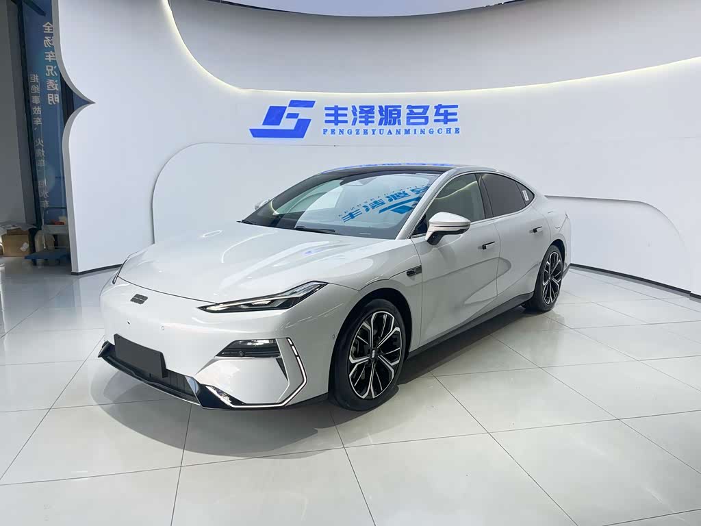 Geely Galaxy E8