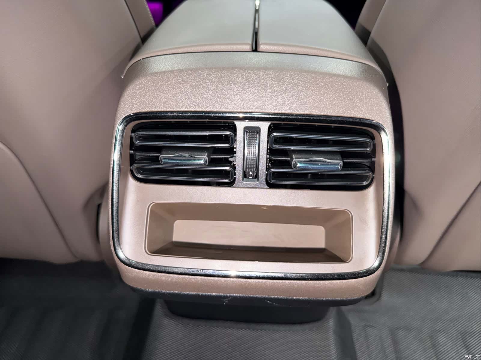 BYD Han, 2023 20