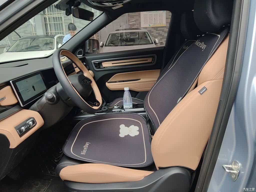 Geely Icon, 2024 12