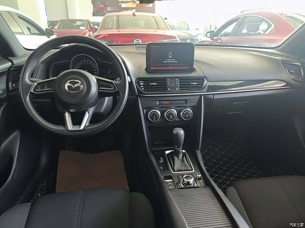 Mazda CX-4, 2020 10