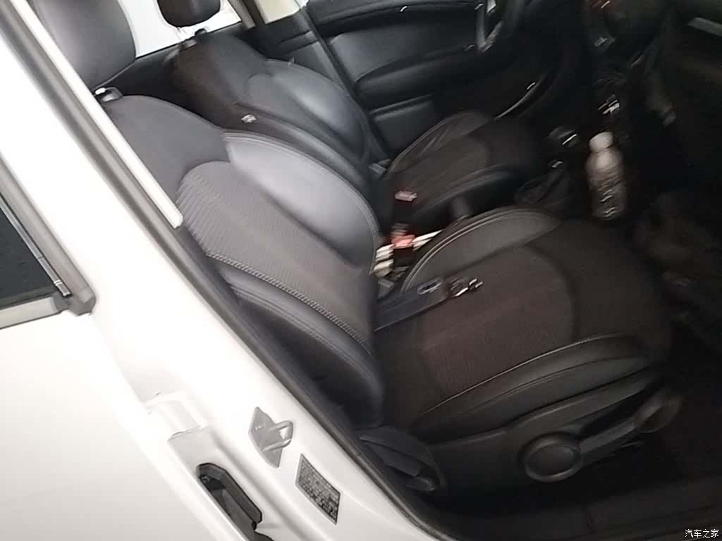 Mini Countryman, 2015 25