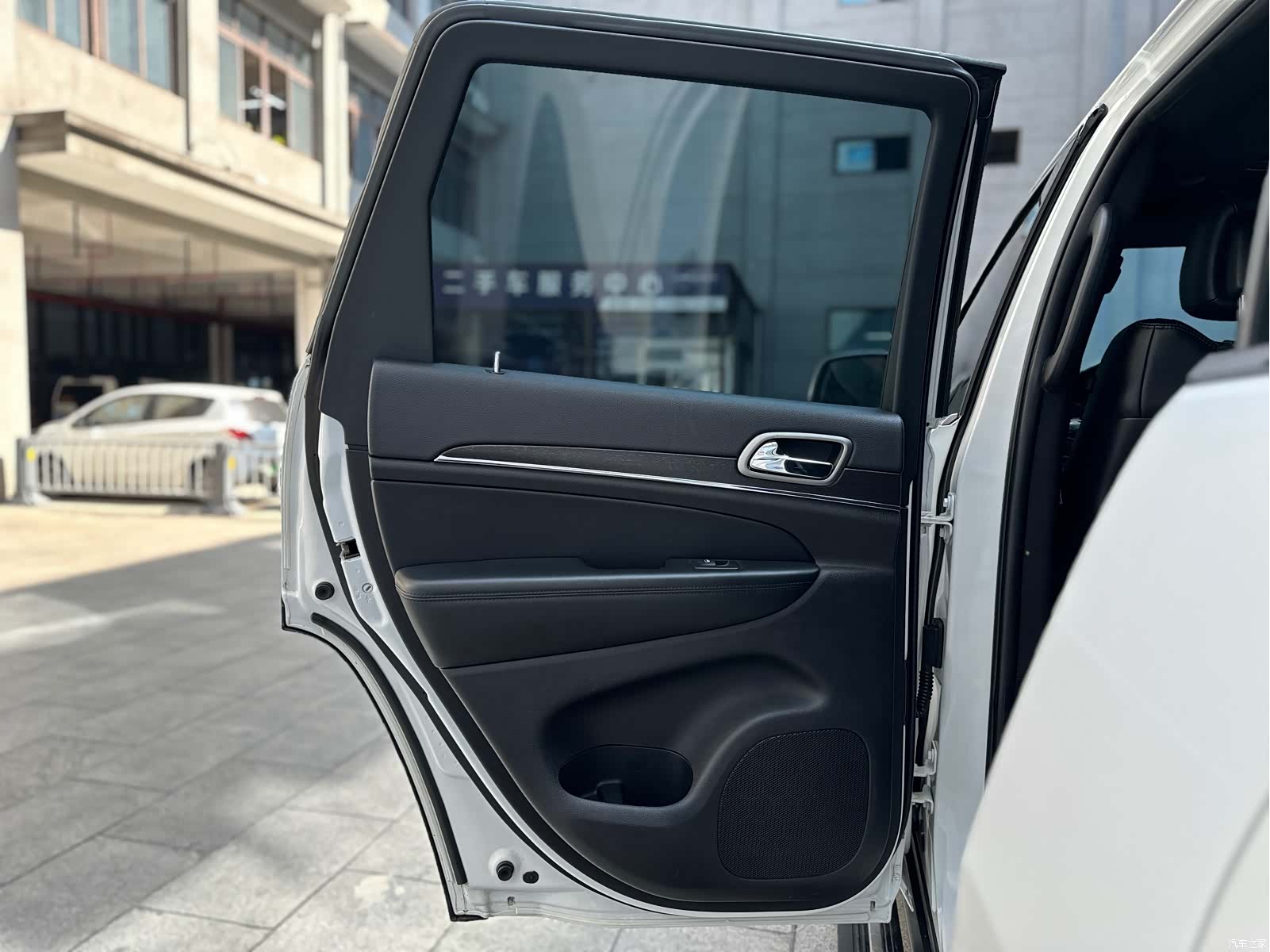 Jeep Grand Cherokee, 2019 12