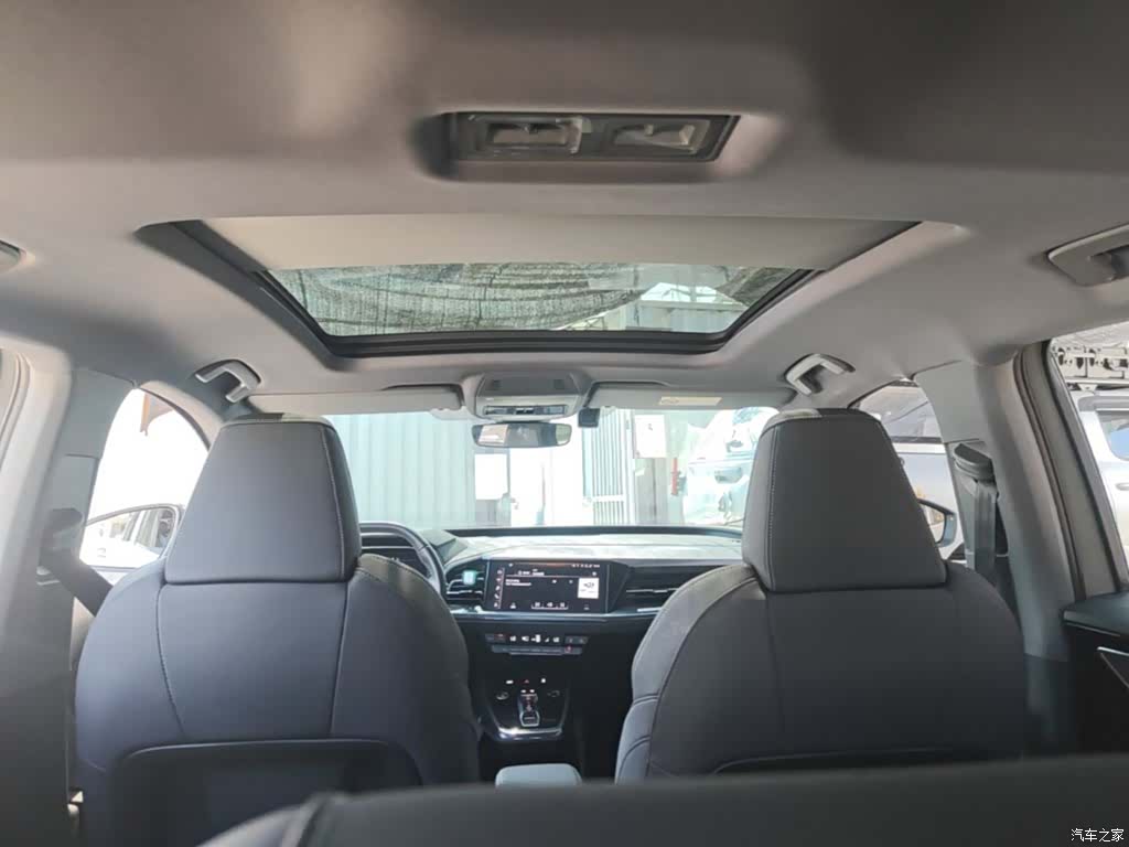 Audi Q4 e-tron, 2023 18