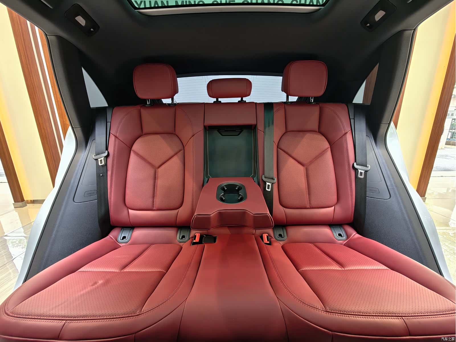 Porsche Macan, 2023 12