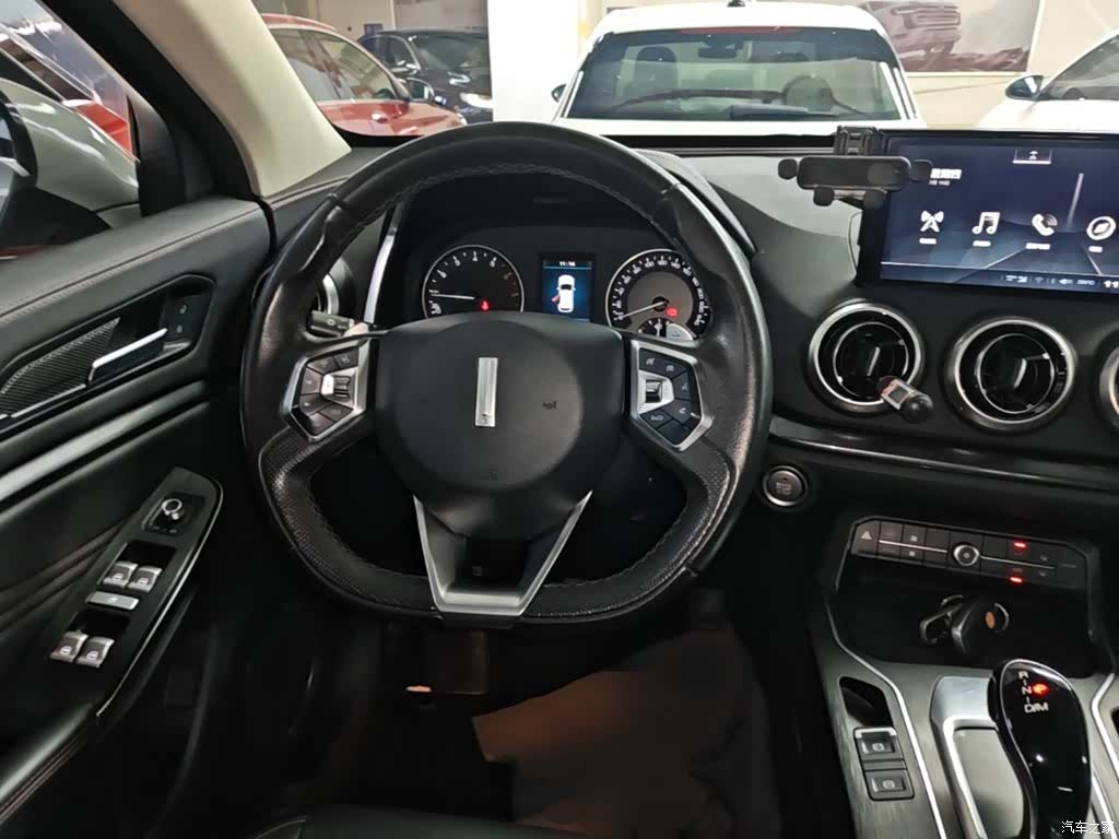 WEY VV5, 2019 11