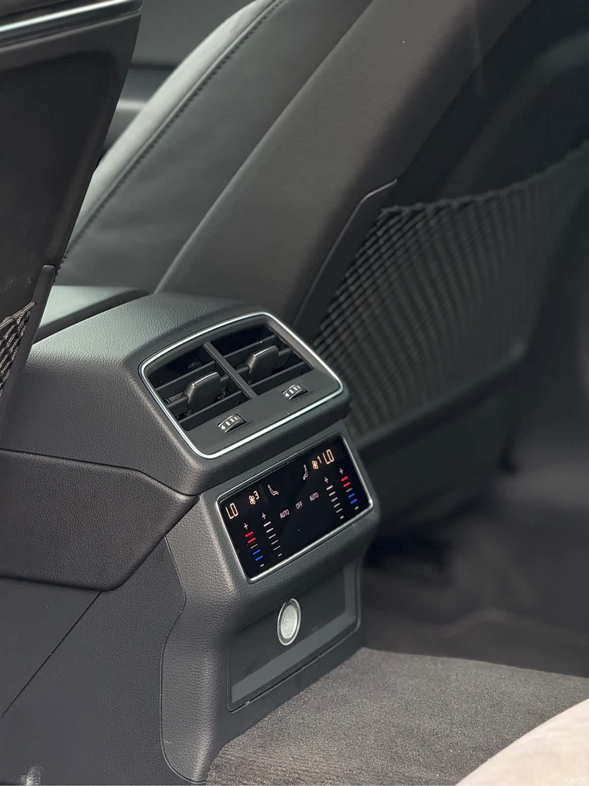 Audi A6L, 2020 9