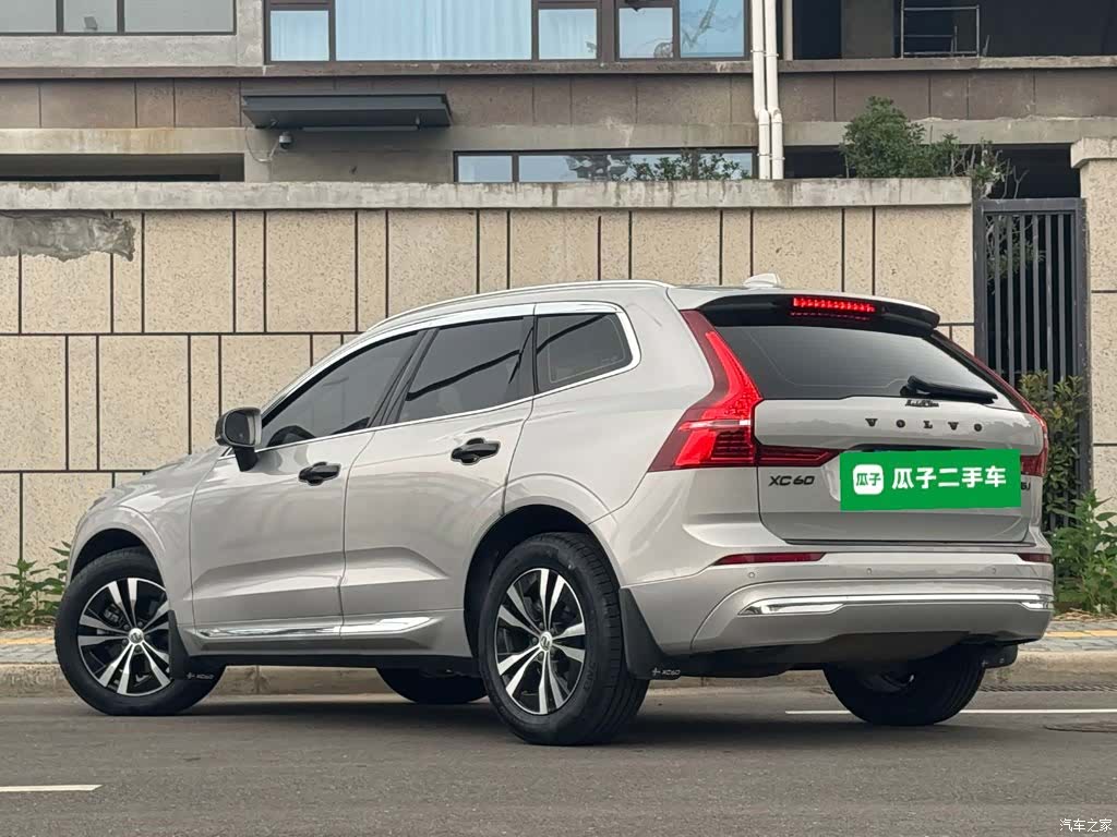 Volvo XC60, 2022 все фото