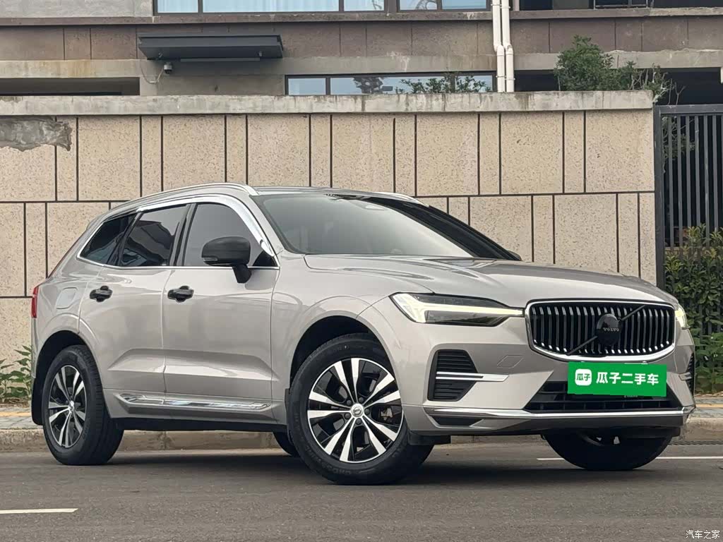 Volvo XC60, 2022 4