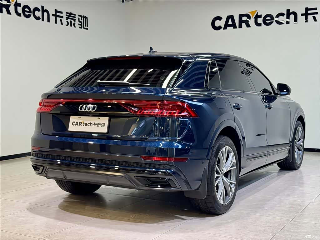 Audi Q8, 2024 4
