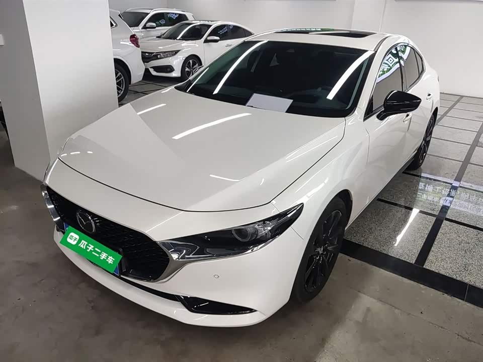 Mazda 3 Angkesaila