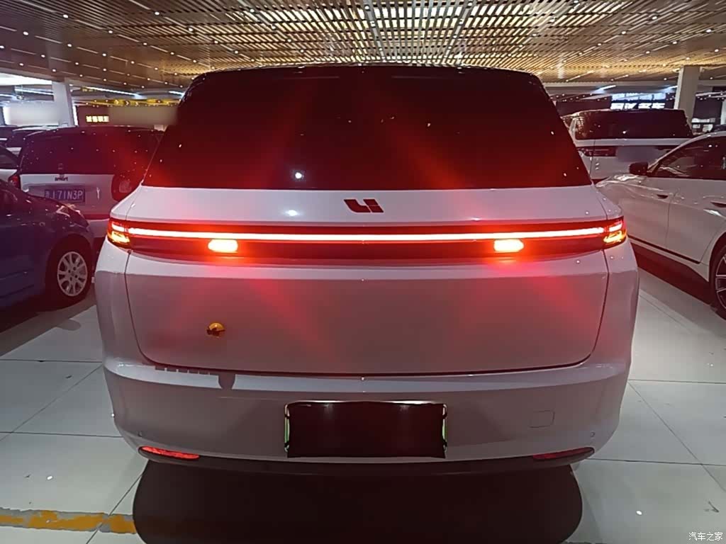 Li Auto L7, 2023 6