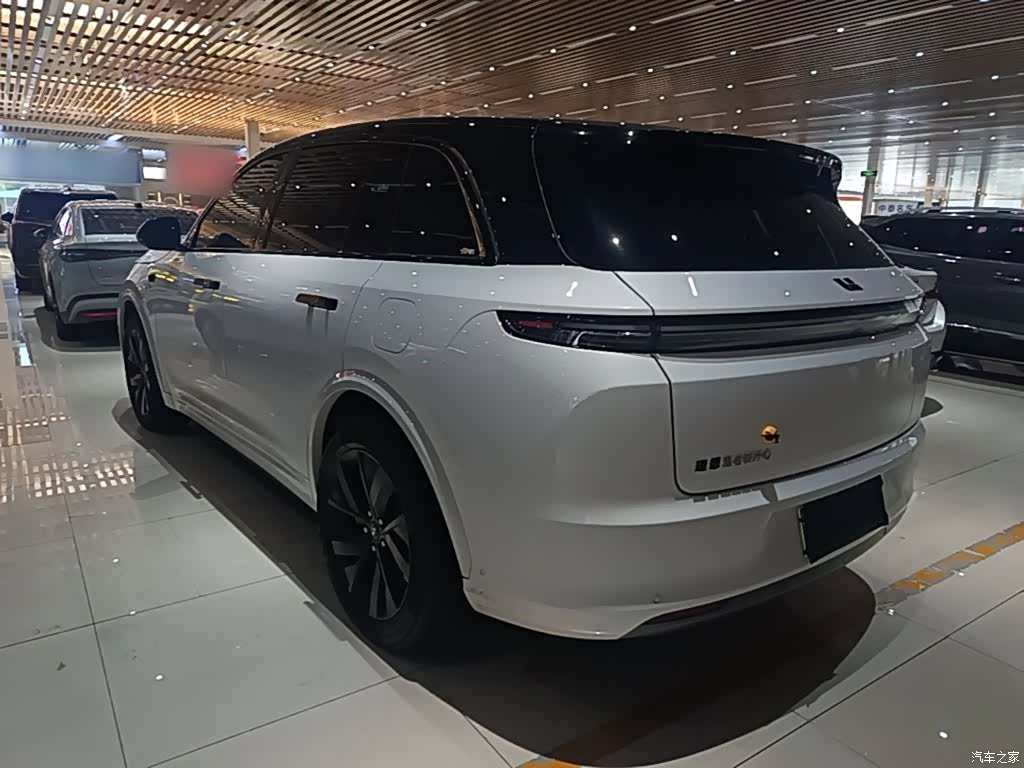 Li Auto L7, 2023 все фото