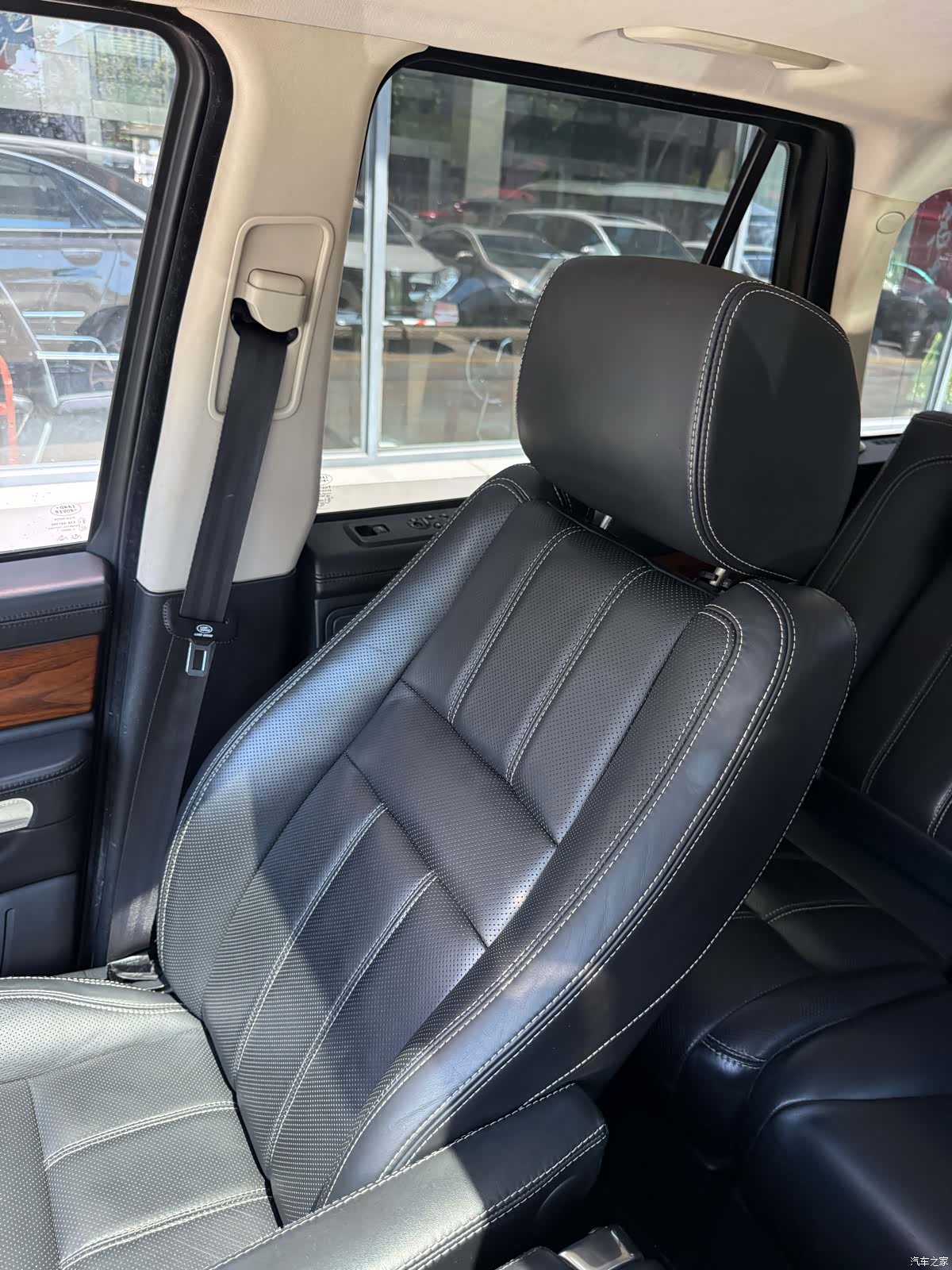 Land Rover Range Rover, 2011 17