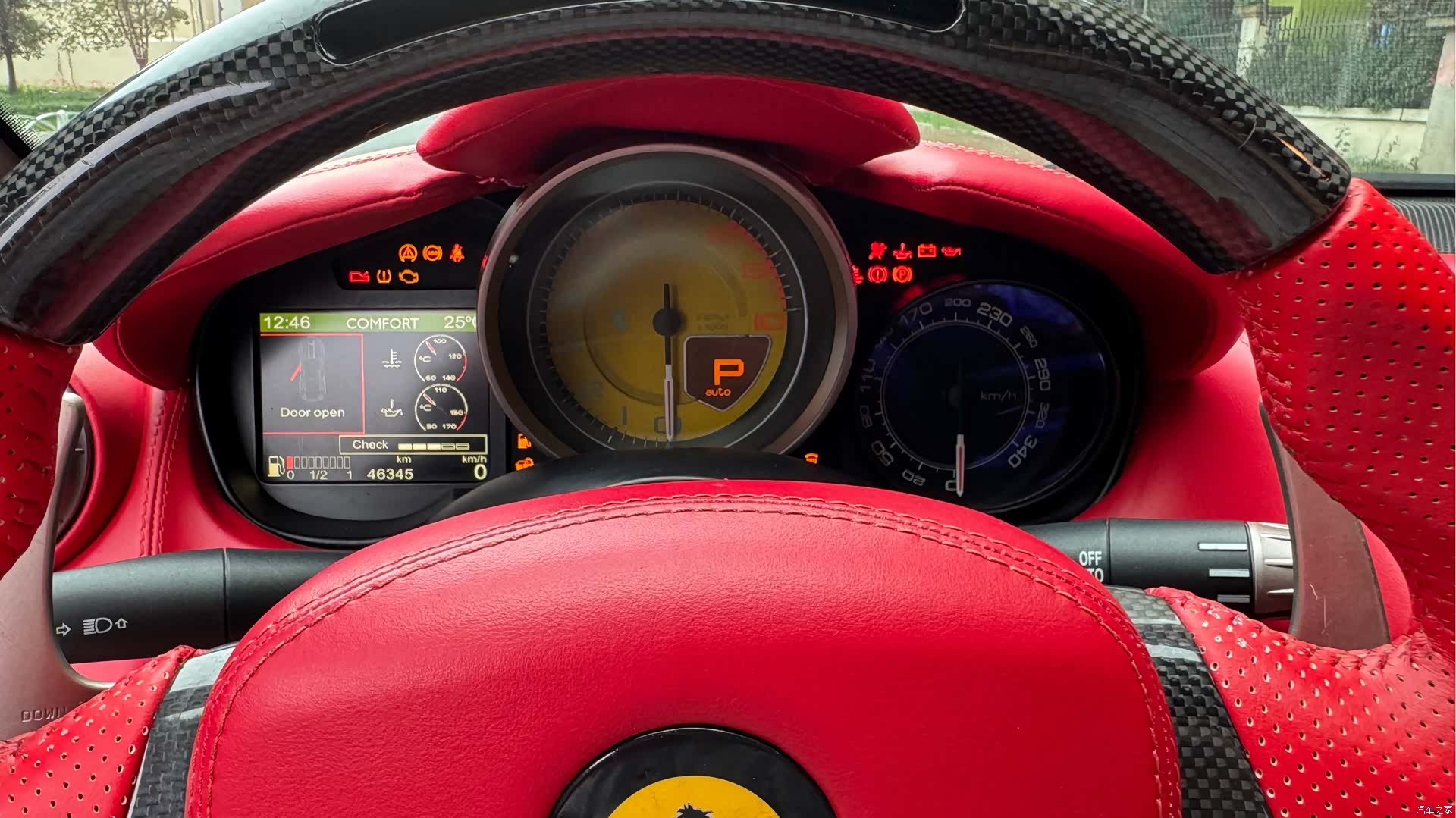Ferrari California, 2011 10
