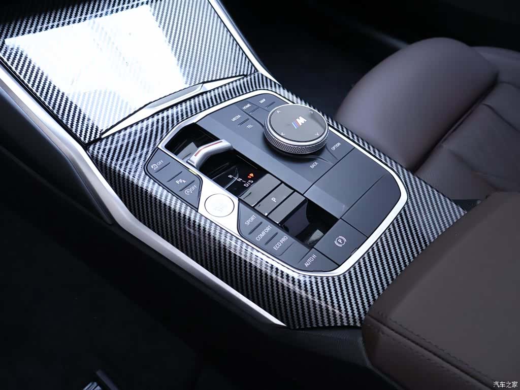 BMW 3 Series, 2024 12