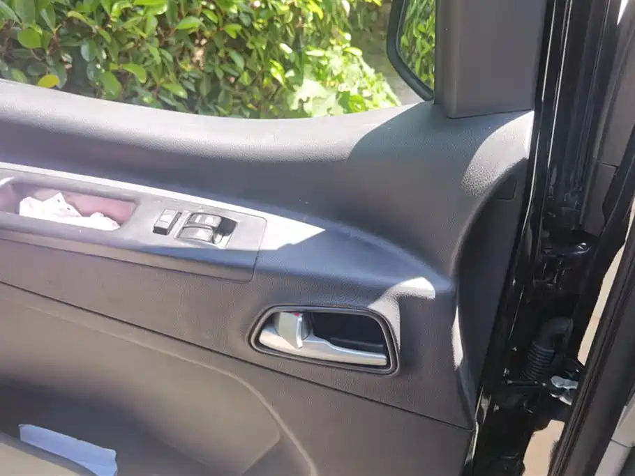 JAC Refine Ruifeng M3