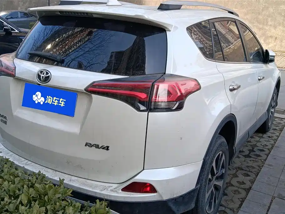 Toyota RAV4 Rongfang