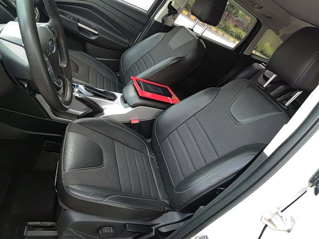 Ford Kuga, 2016 15