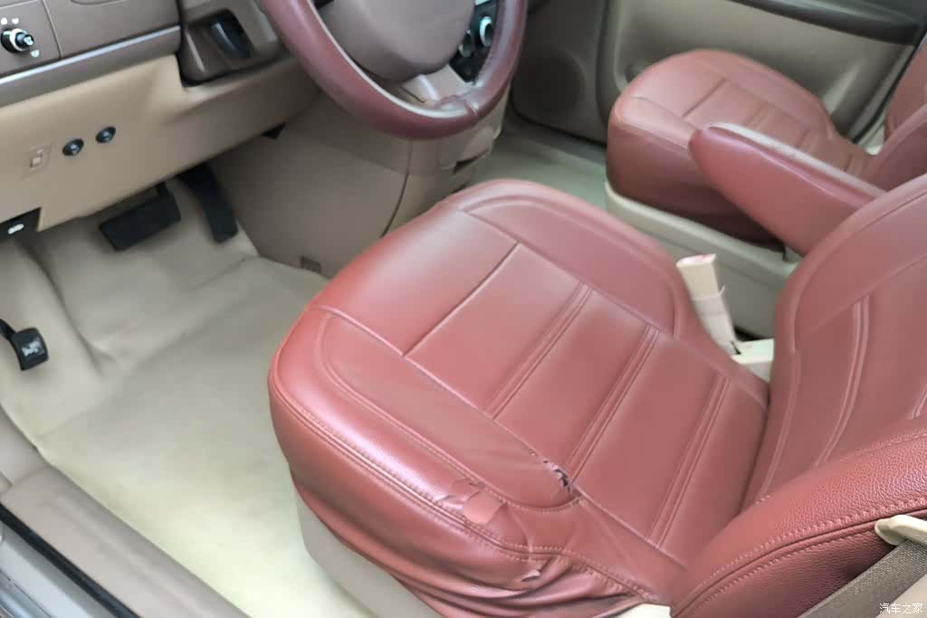 Buick GL8, 2016 9