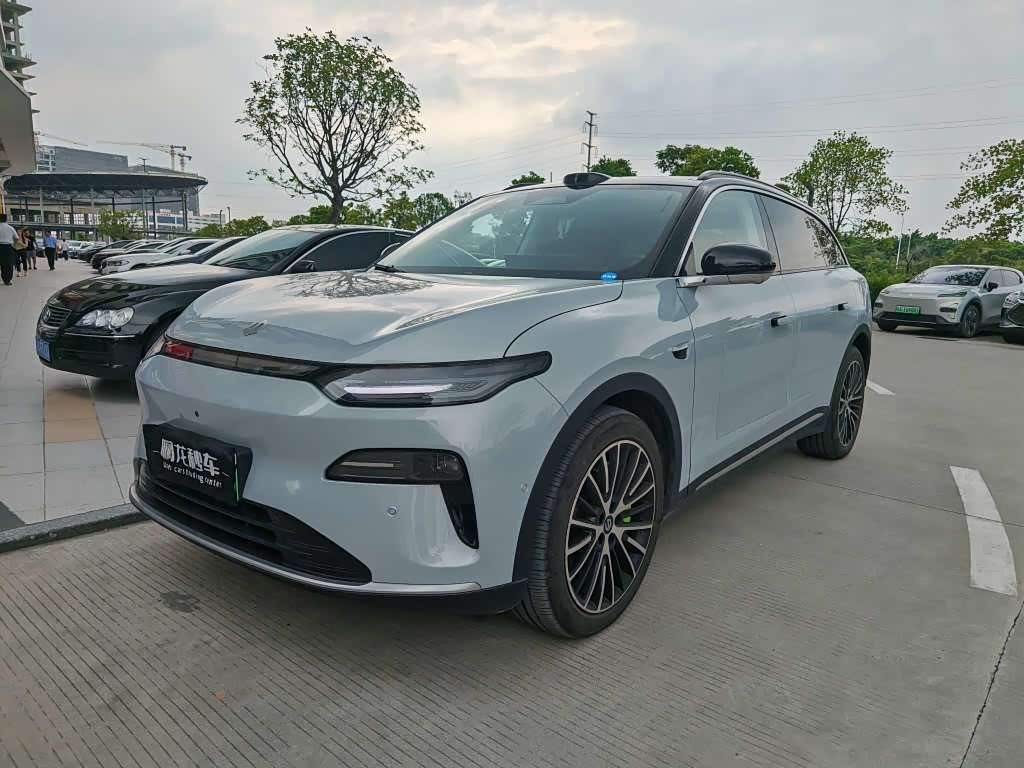 Leapmotor C11