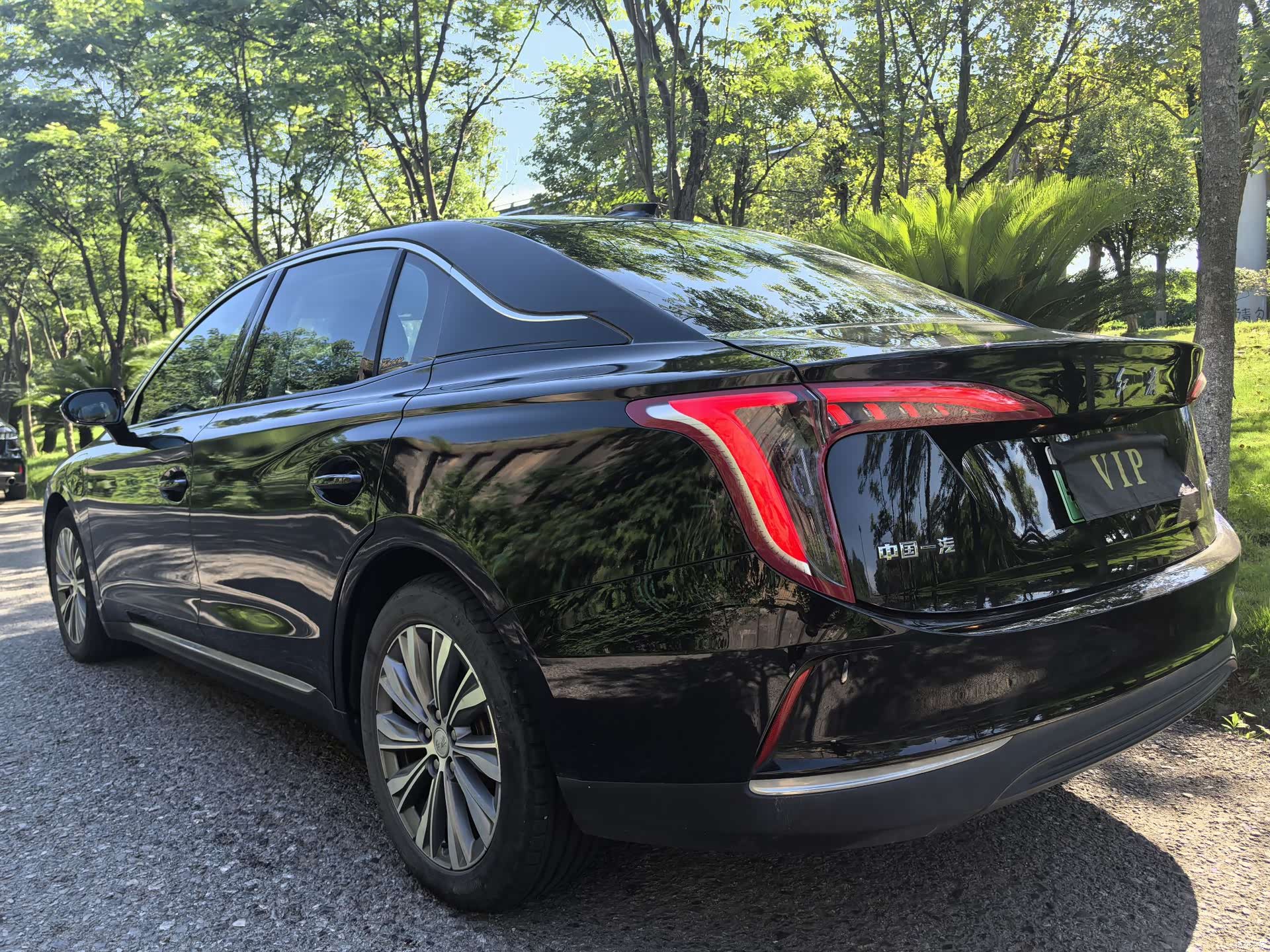 Hongqi QM5, 2023 6