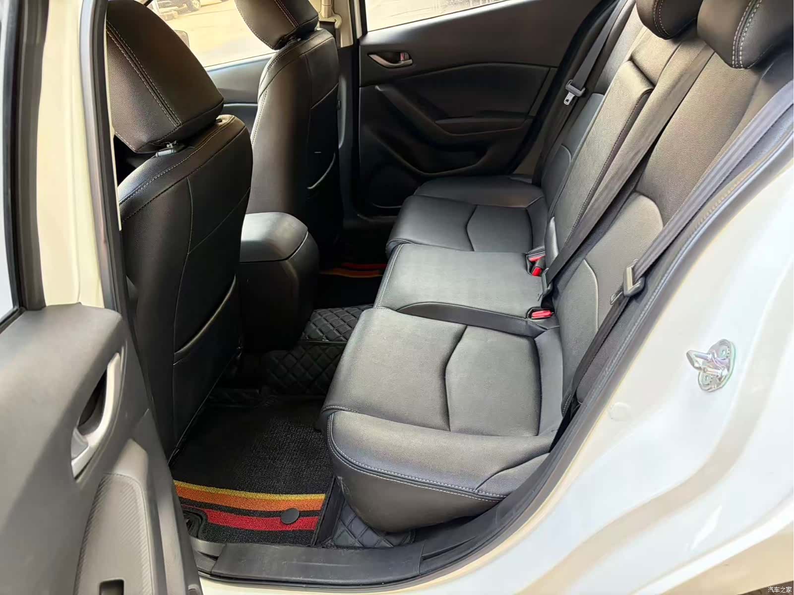 Mazda Mazda3, 2017 7